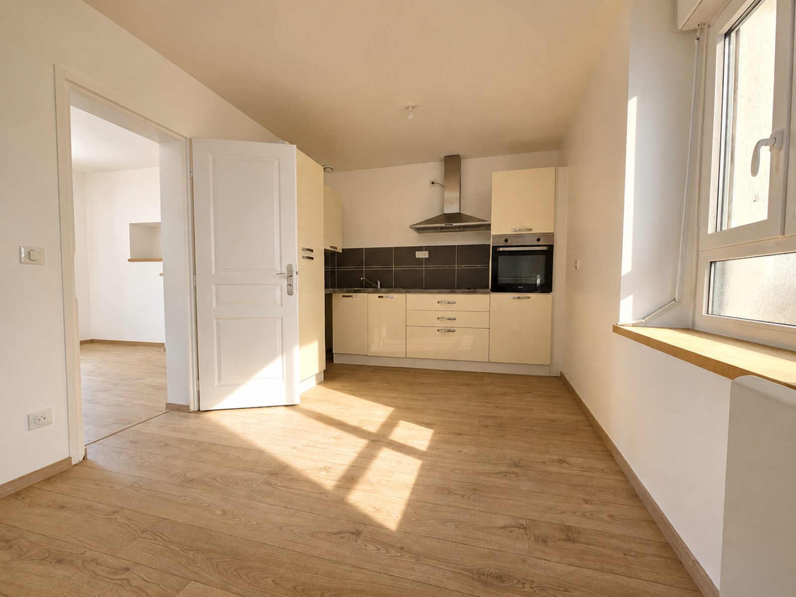 Image_1, Appartement, Belley,
                                ref :A0003675