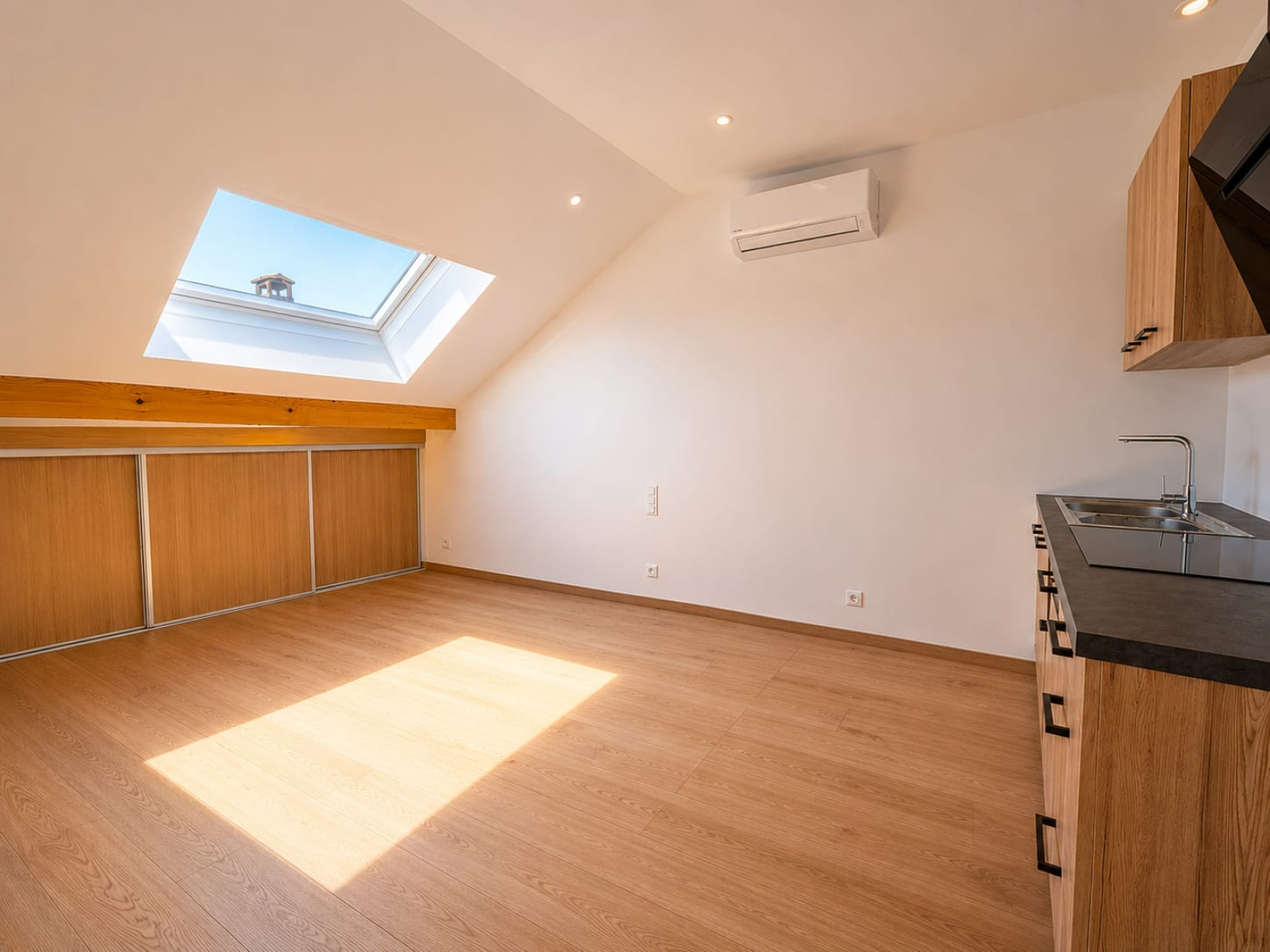 Image_1, Appartement, Belley,
                                ref :A0003674