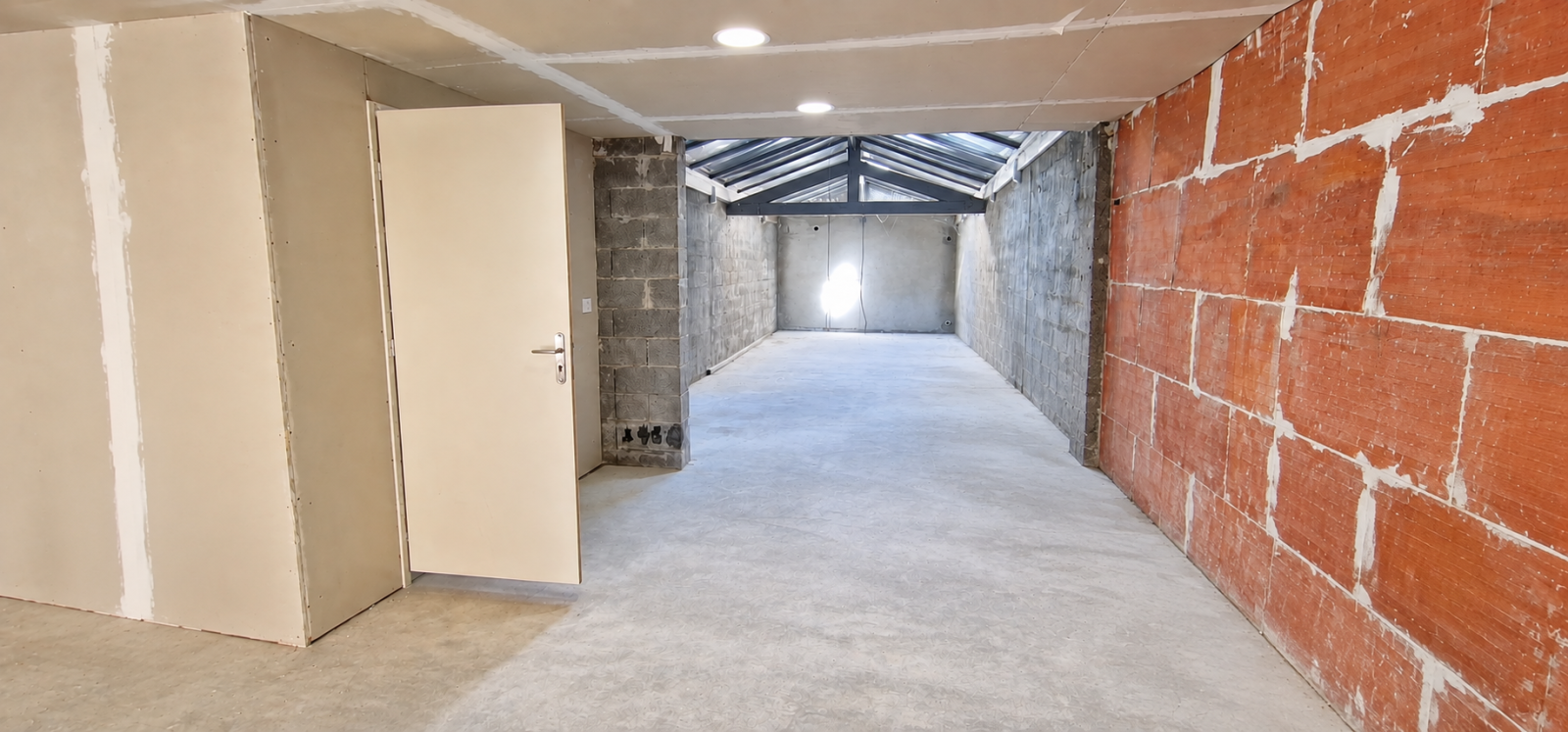 Image_4, Local commercial, Belley,
                                ref :LLC0003688