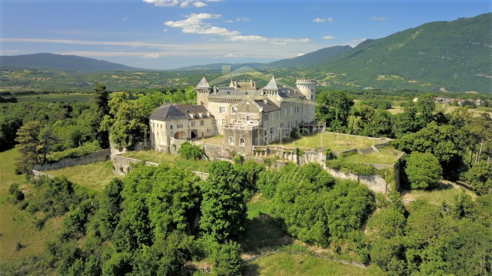 Image_2, Château, Ceyzérieu,
                                ref :C0003297