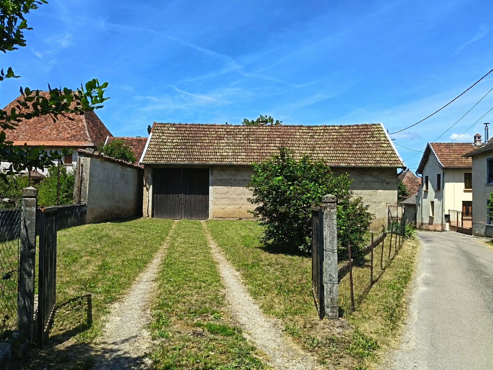 Image_2, Maison de village, Chimilin,
                                ref :M0003668